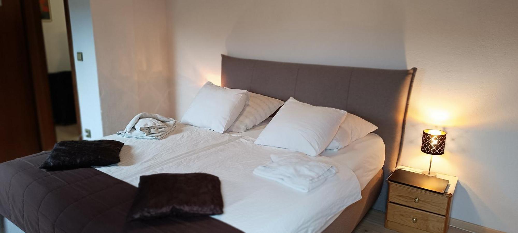 Apartments & Rooms Florjana بليد المظهر الخارجي الصورة